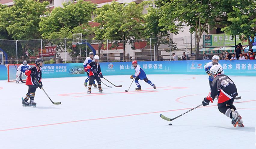 福建省运会青少年部社会俱乐部组轮滑冰球开赛
